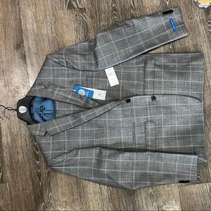 Vince Camuto medium grey plaid 2pc suit